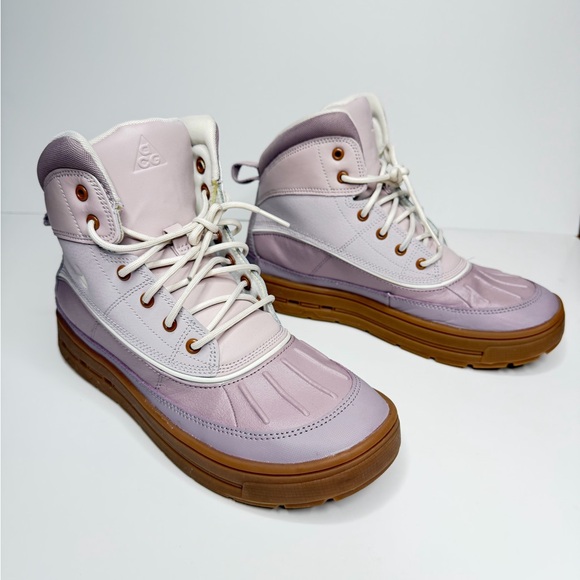 Vintage Nike Air Regains ACG Trail Hiking Tan Boots 148035  Nike ACG Boots